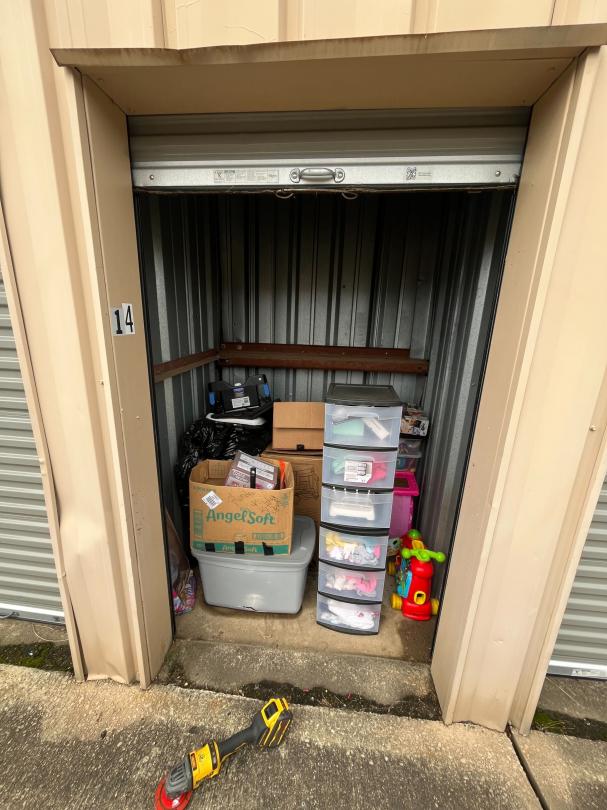 Storage Unit Auction in Baton Rouge , LA at Square Space Storage